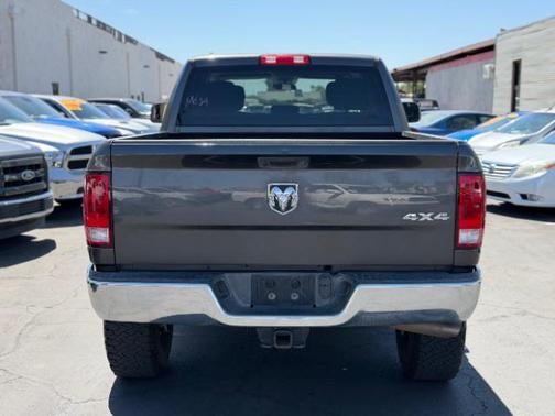Granite Crystal Metallic Clearcoat 2018 RAM 2500 Tradesman Crew Cab 4x4 6'4' Box