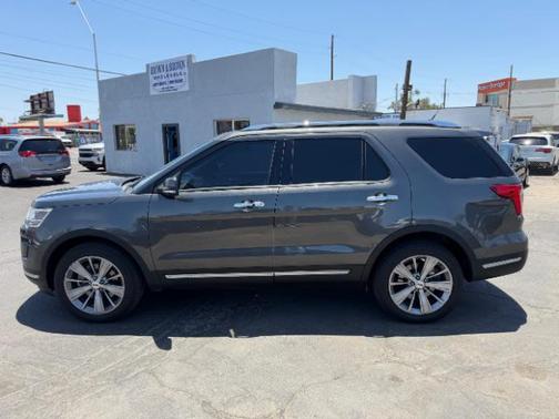 Magnetic Metallic 2018 Ford Explorer Limited