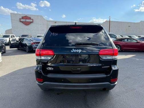 2019 Jeep Grand Cherokee Laredo