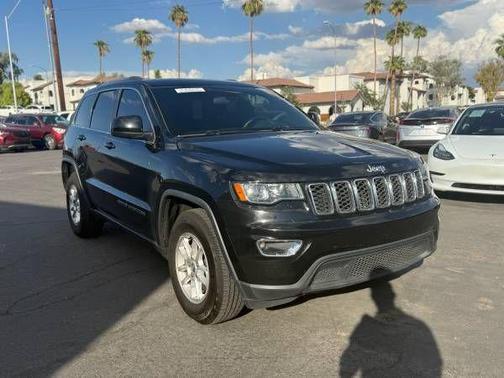 2019 Jeep Grand Cherokee Laredo