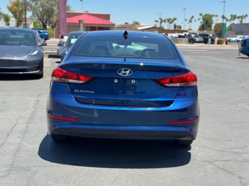 2017 Hyundai ELANTRA SE Value Edition