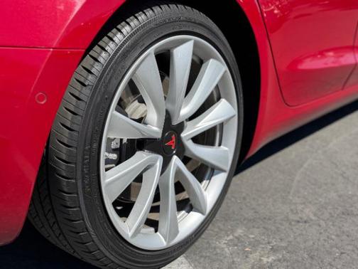 Red Multi-Coat 2018 Tesla Model 3 Long Range