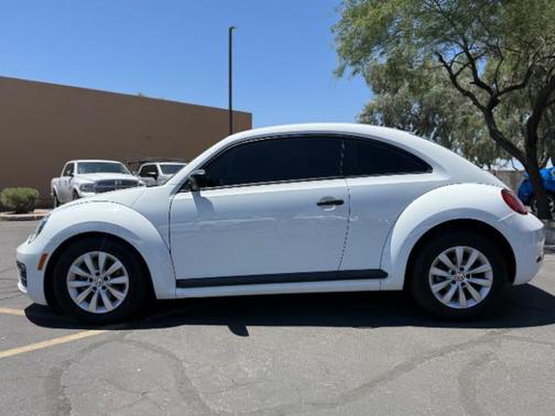 Pure White 2017 Volkswagen Beetle 1.8T
