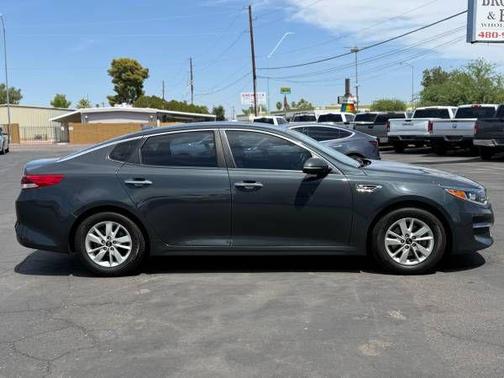 2016 Kia Optima LX