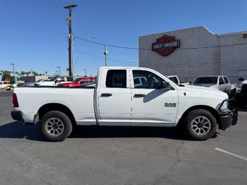 Bright White Clearcoat 2018 RAM 1500 Tradesman