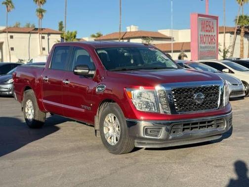 2017 Nissan Titan SV