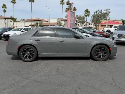 Ceramic Grey Clearcoat 2019 Chrysler 300 S