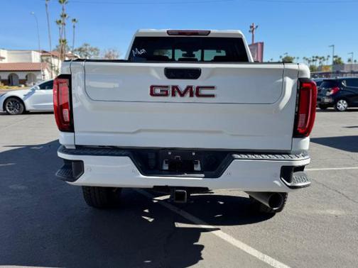 2023 GMC Sierra 2500 Denali
