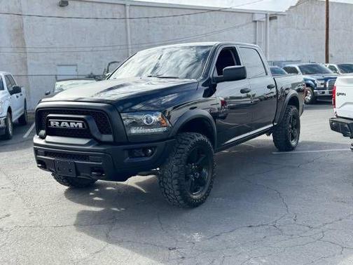 2020 RAM 1500 Classic Warlock Crew Cab 4x4 5'7' Box