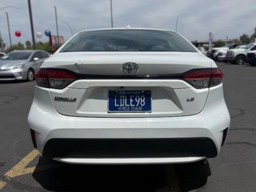 Super White 2021 Toyota Corolla LE