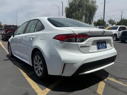 Super White 2021 Toyota Corolla LE