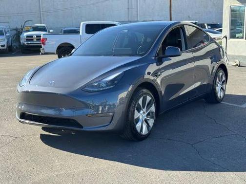 2023 Tesla Model Y RWD
