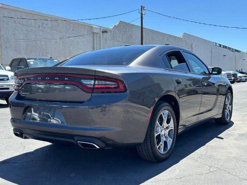 Granite Pearlcoat 2017 Dodge Charger SE