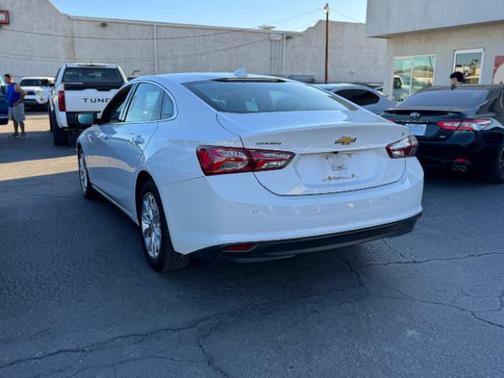 2021 Chevrolet Malibu FWD LT