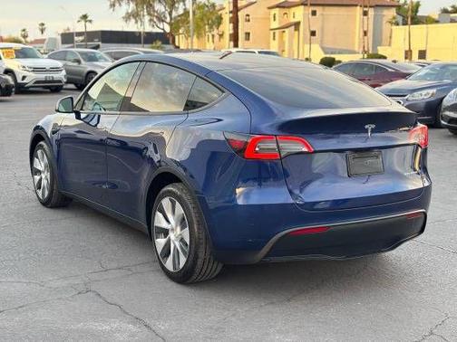 Deep Blue Metallic 2023 Tesla Model Y Long Range Dual Motor All-Wheel Drive