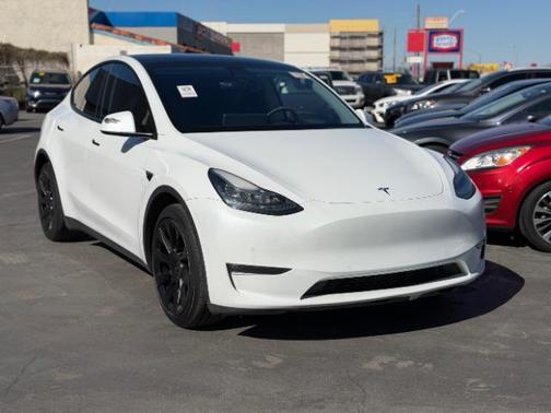 2021 Tesla Model Y Long Range Dual Motor All-Wheel Drive