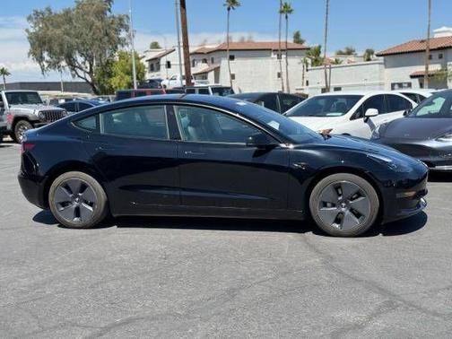 2022 Tesla Model 3 Standard Range