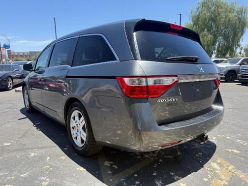 Polished Metal Metallic 2012 Honda Odyssey LX