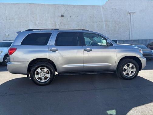 2012 Toyota Sequoia SR5