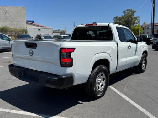 2022 Nissan Frontier S