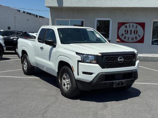 2022 Nissan Frontier S