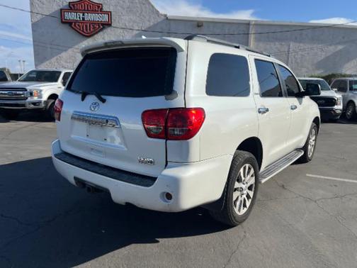 2011 Toyota Sequoia Platinum
