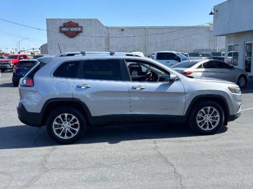 Billet Silver Metallic Clearcoat 2021 Jeep Cherokee Latitude Plus