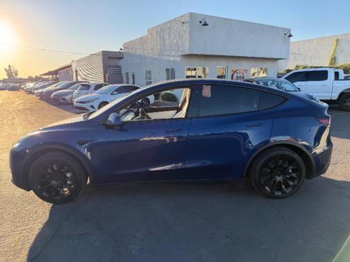 Deep Blue Metallic 2021 Tesla Model Y Long Range Dual Motor All-Wheel Drive