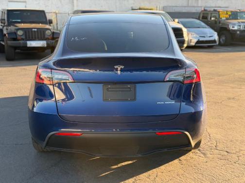 Deep Blue Metallic 2021 Tesla Model Y Long Range Dual Motor All-Wheel Drive