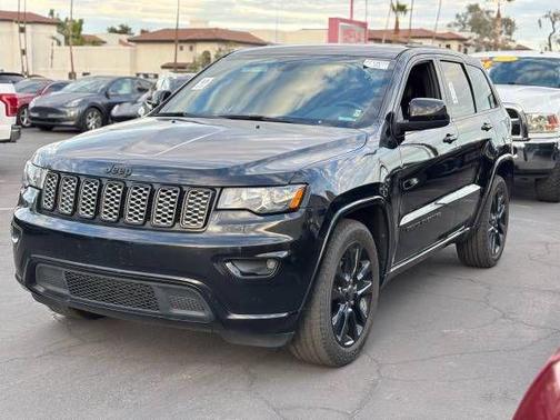 2017 Jeep Grand Cherokee Altitude