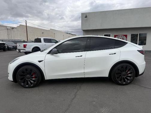 Pearl White Multi-Coat 2021 Tesla Model Y Performance Dual Motor All-Wheel Drive