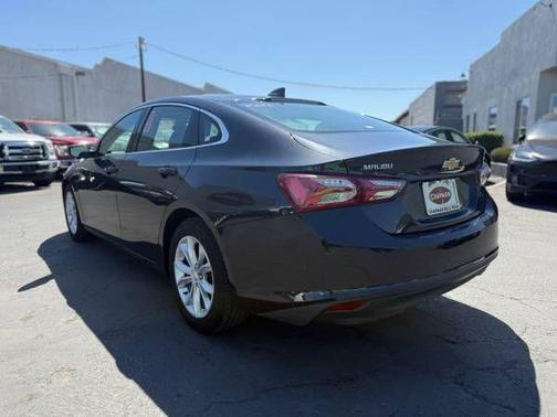 2022 Chevrolet Malibu FWD LT
