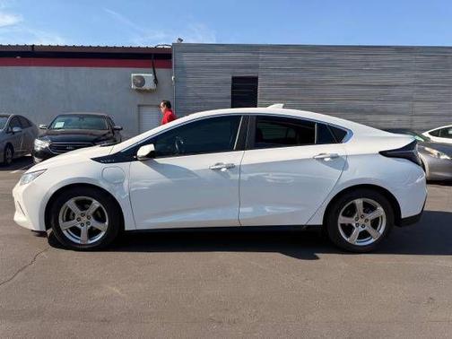 2017 Chevrolet Volt LT