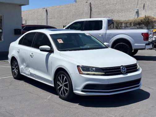 Pure White 2017 Volkswagen Jetta 1.4T SE