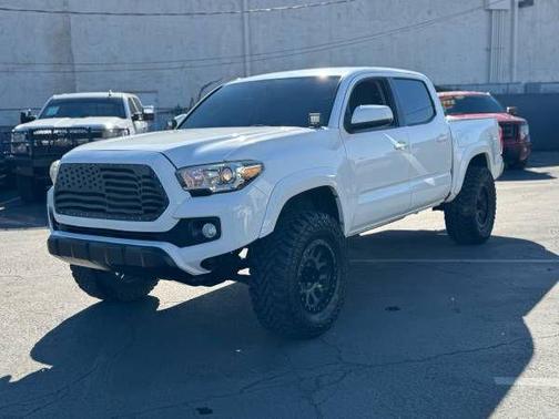 2017 Toyota Tacoma SR5
