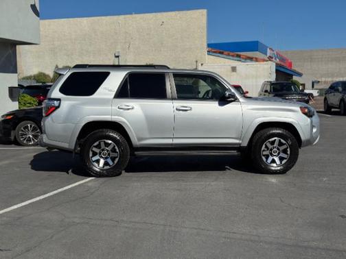2022 Toyota 4Runner TRD Off Road Premium
