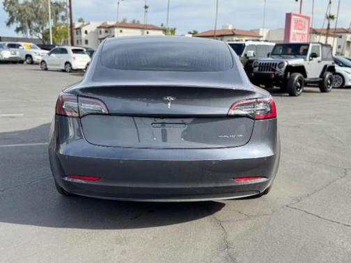 2018 Tesla Model 3 Performance