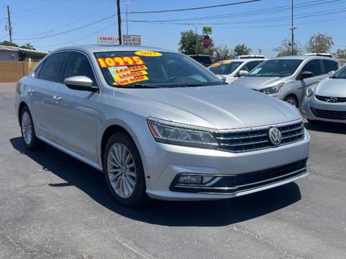 Reflex Silver Metallic 2017 Volkswagen Passat 1.8T SE