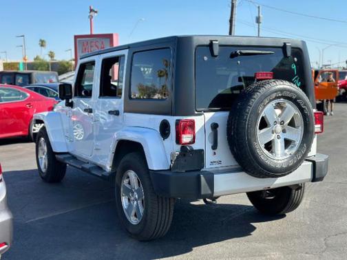 2013 Jeep Wrangler Unlimited Sahara