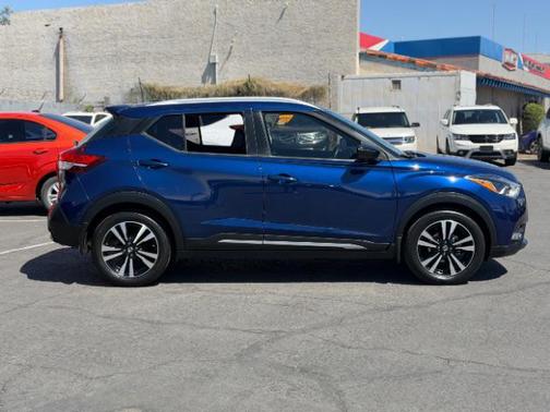 Blue 2019 Nissan Kicks SR