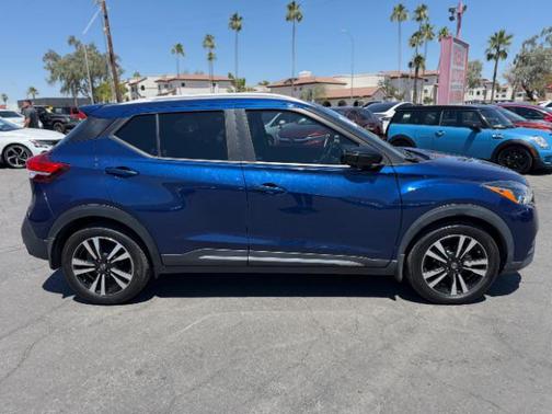 Blue 2019 Nissan Kicks SR