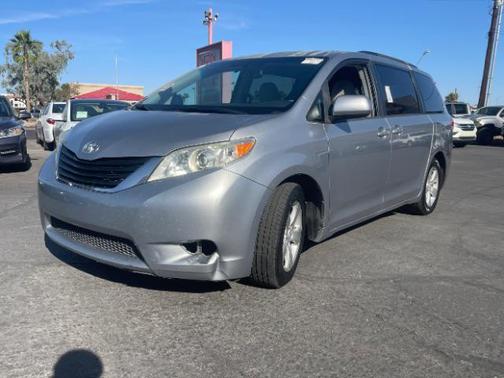 Silver Sky Metallic 2013 Toyota Sienna LE