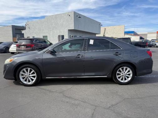 Magnetic Gray Metallic 2012 Toyota Camry Hybrid XLE