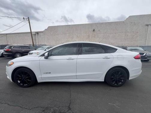 2017 Ford Fusion Hybrid SE