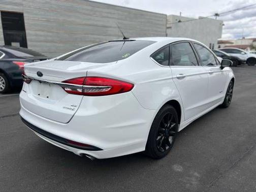 2017 Ford Fusion Hybrid SE