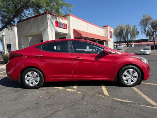 Geranium Red 2016 Hyundai ELANTRA SE