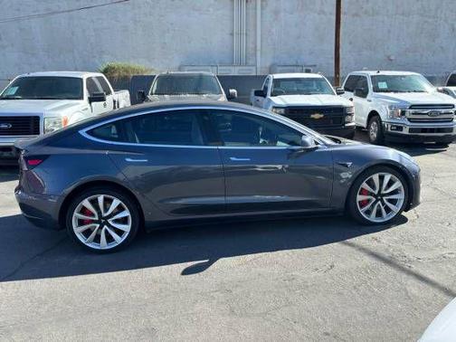 2018 Tesla Model 3 Performance