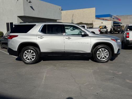 2020 Chevrolet Traverse LT Cloth