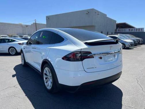 2018 Tesla Model X 75D