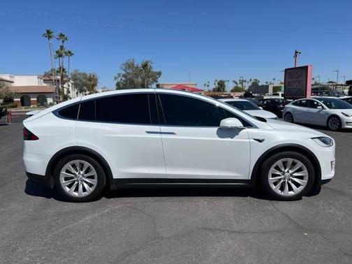 2018 Tesla Model X 75D